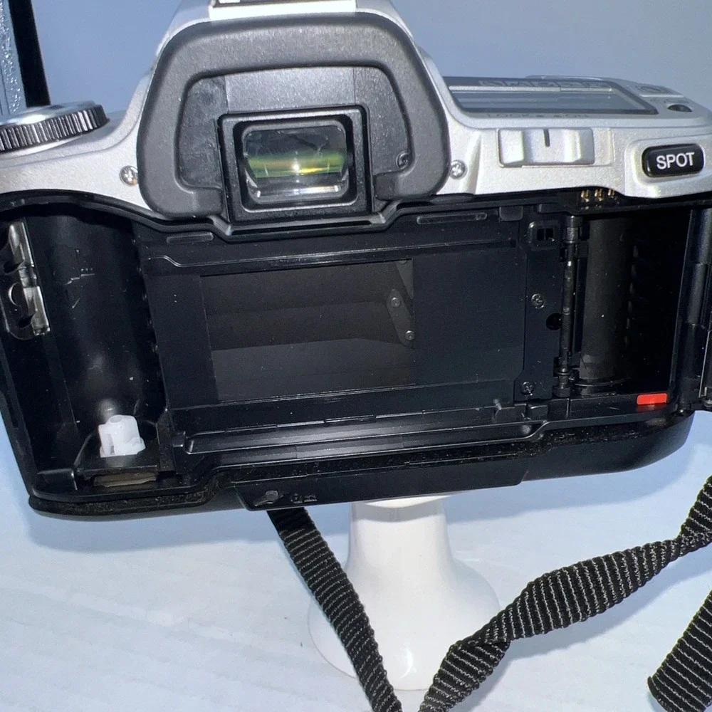 Minolta 505si Super‎ Dynax AF Zoom 28-80MM Lens *READ*